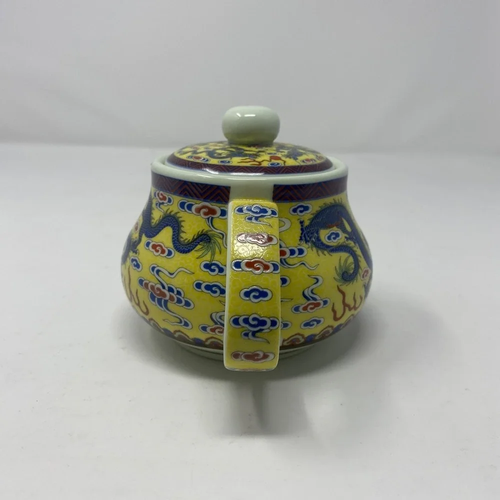 Vtg Yellow Dragons Oriental Teapot w Large Inside Wire Strainer‎